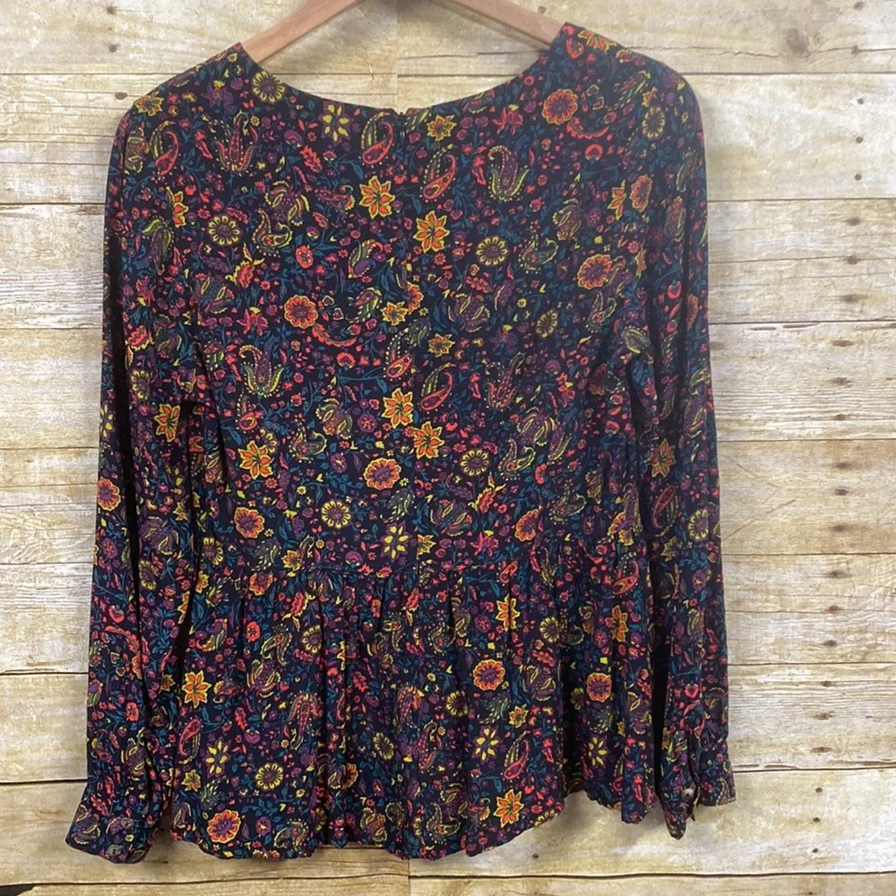 Forever 21 paisley floral print blouse size medium - Picture 9 of 11